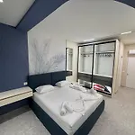 Santorini Village Drymades, Apartment Dhërmi