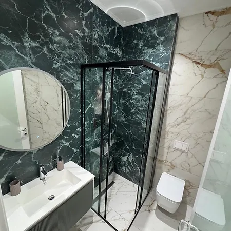 Krist Apartament Drymades Santorini Dhërmi