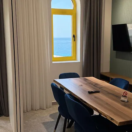 Krist Apartament Drymades Santorini 아파트 *