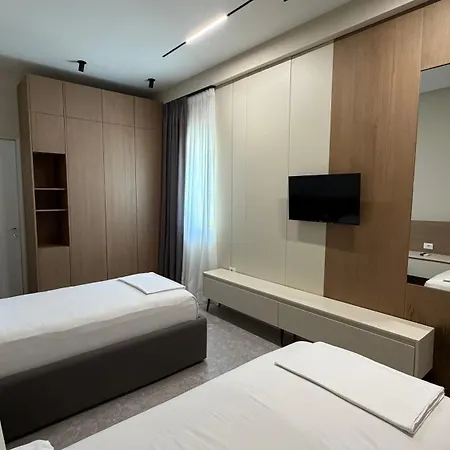 Krist Drymades Santorini * Dhërmi